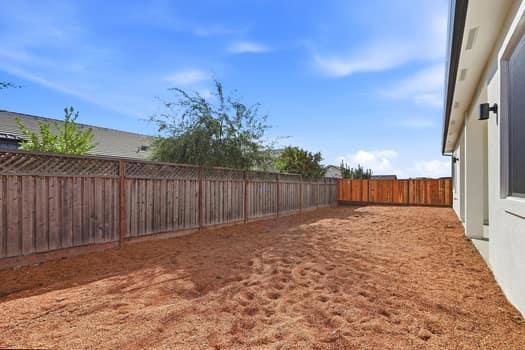 594 Fulton Way Property Photo 38