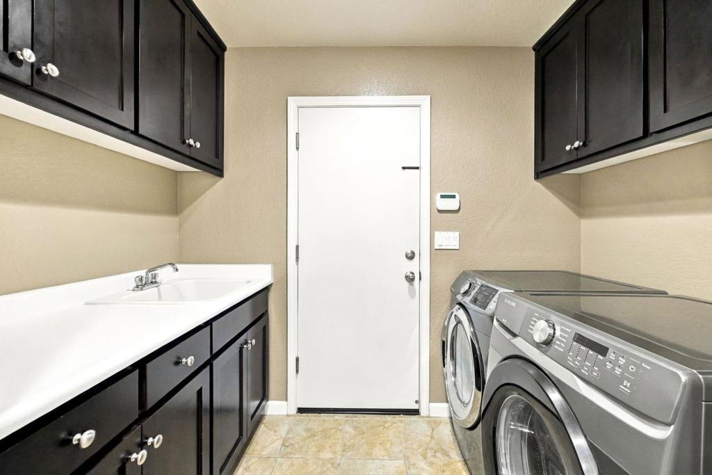 1752 Whisper Way Property Photo 13