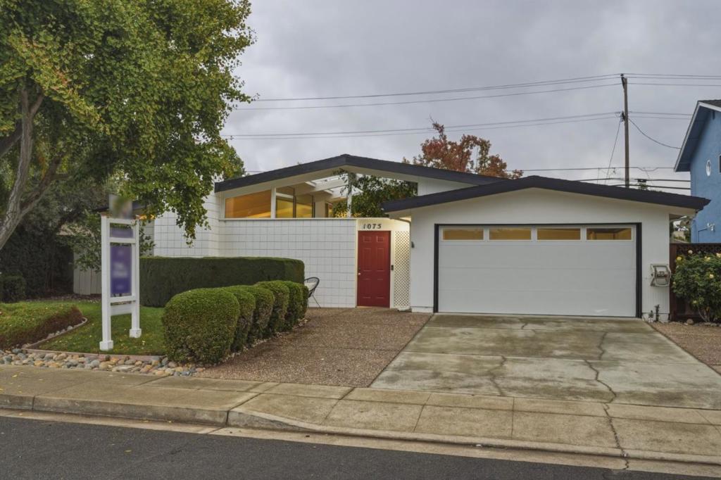 1075 Rembrandt Drive Property Photo 1