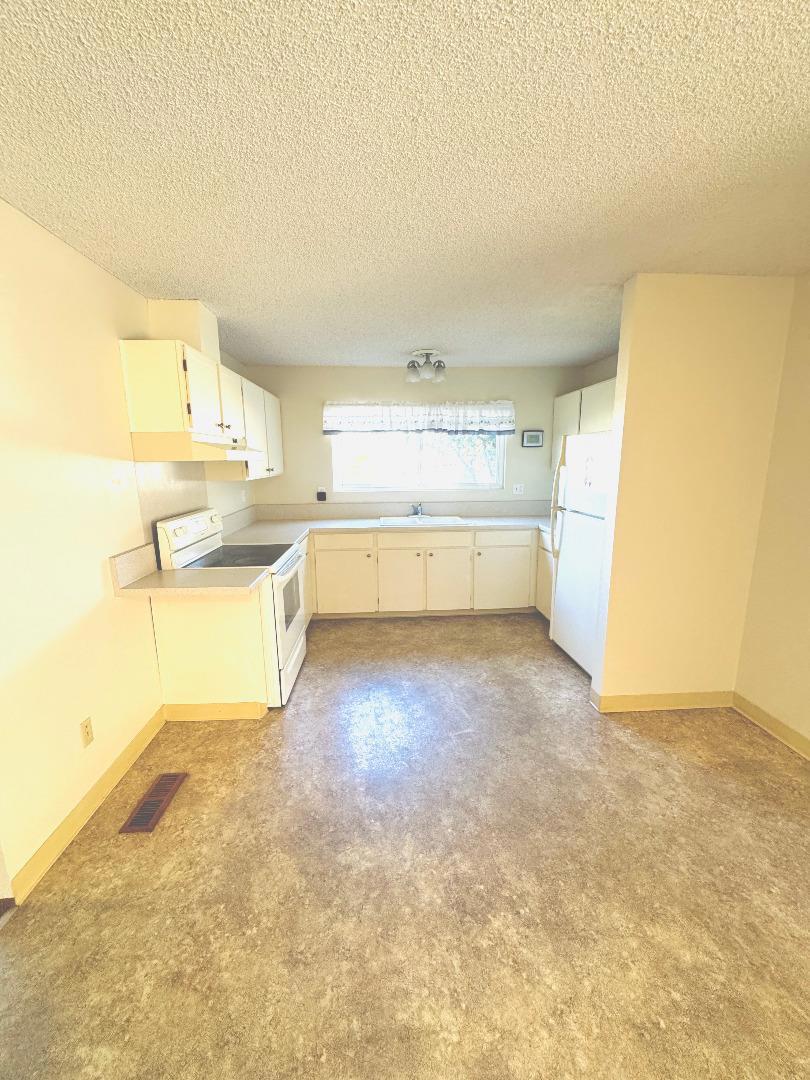 3258 Villa Circle Property Photo 8
