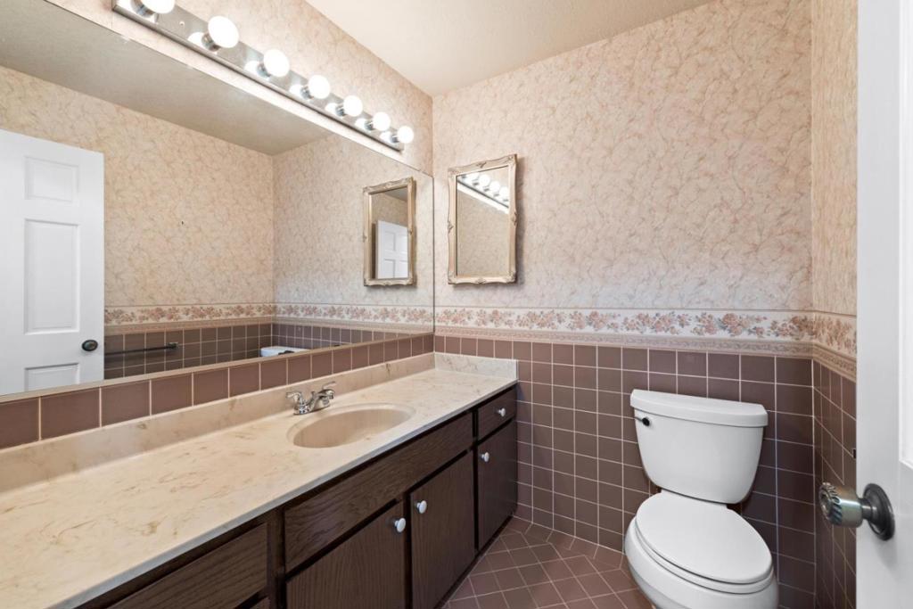 2450 23 Avenue Property Photo 18