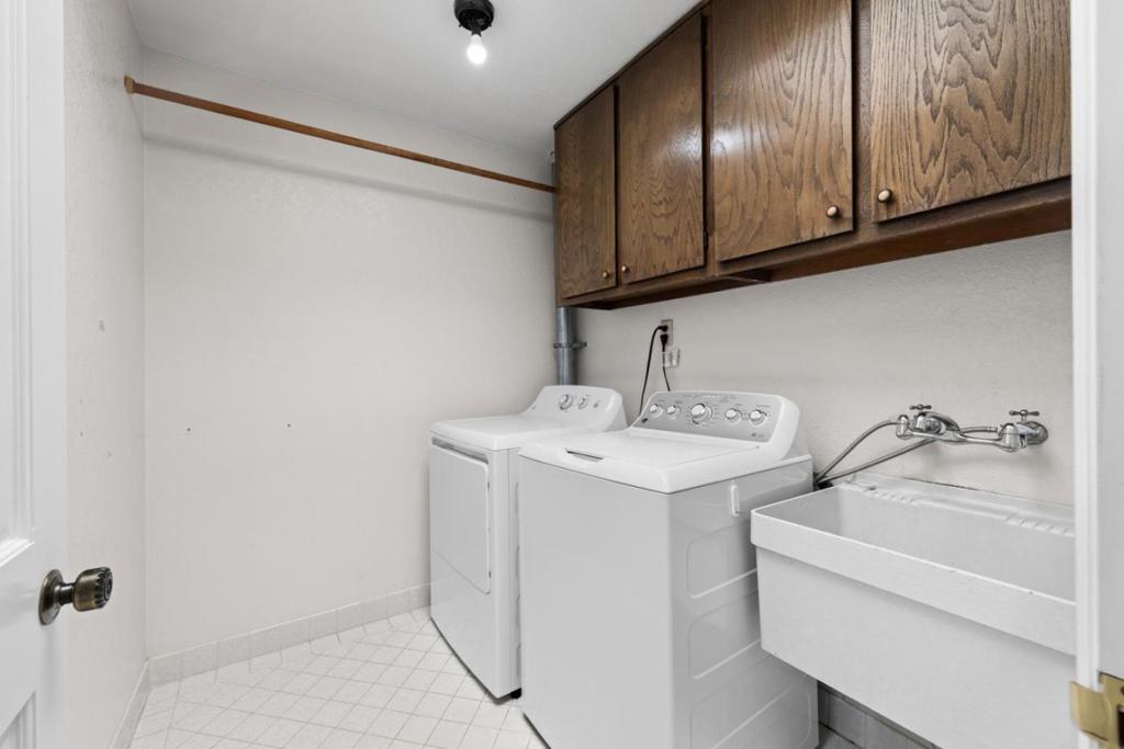 2450 23 Avenue Property Photo 33