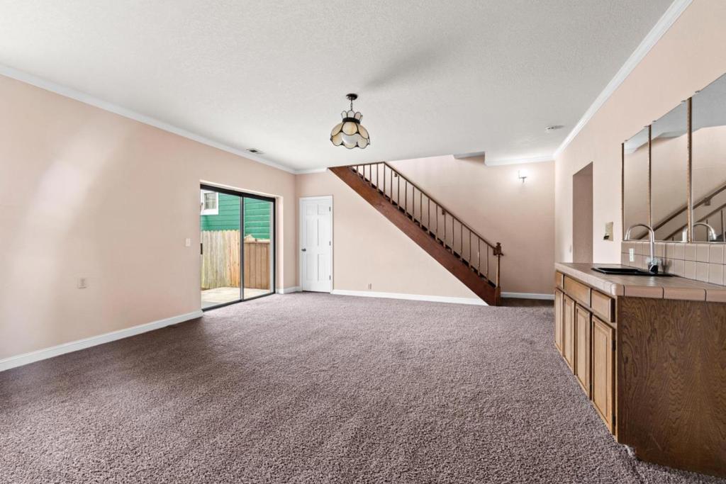 2450 23 Avenue Property Photo 35
