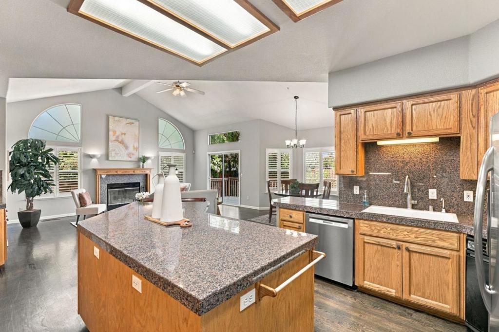 25 Jess Court Property Photo 19