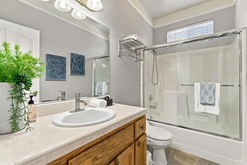 25 Jess Court Property Photo 36