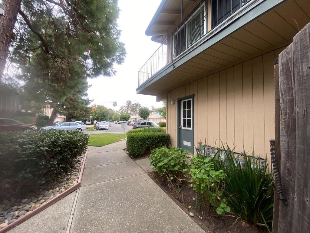 3813 Barker Drive Property Photo 54