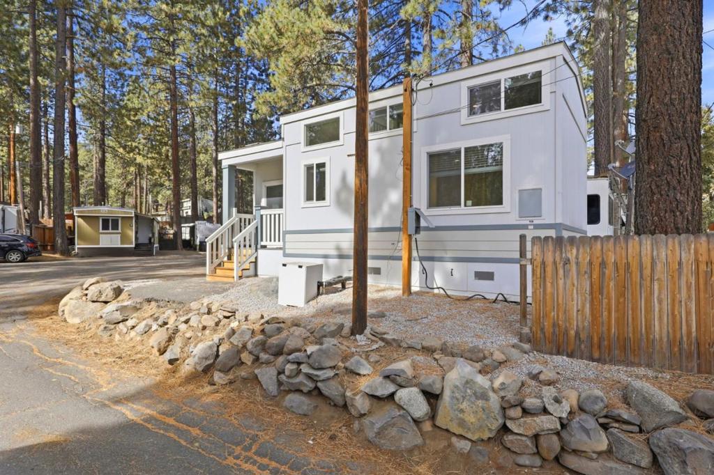10715 Highway 89 50 Property Photo 4