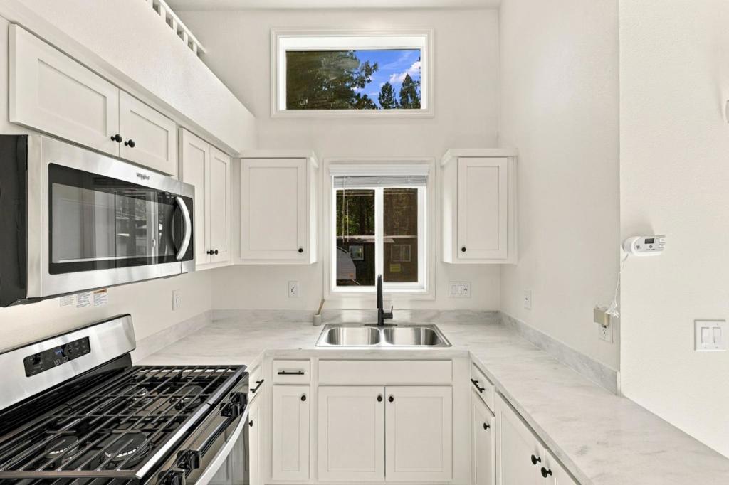10715 Highway 89 50 Property Photo 7