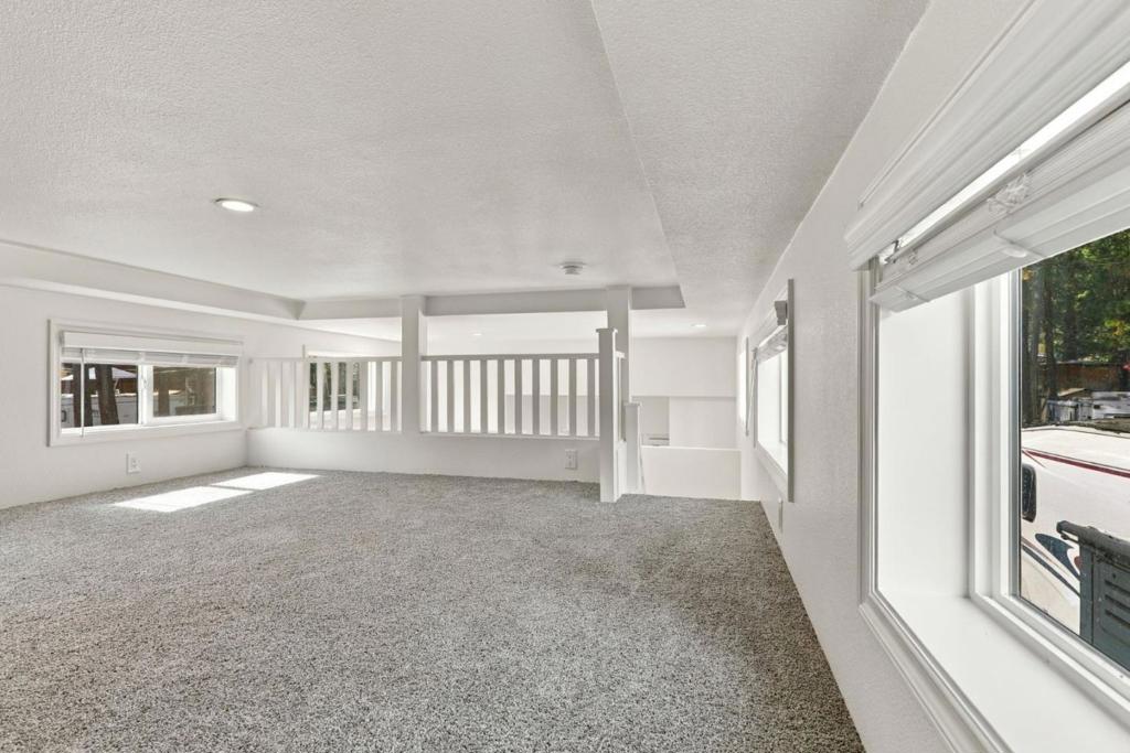 10715 Highway 89 50 Property Photo 10