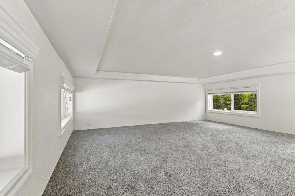 10715 Highway 89 50 Property Photo 12