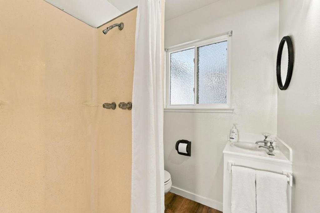 2493 La Mirada Drive Property Photo 25