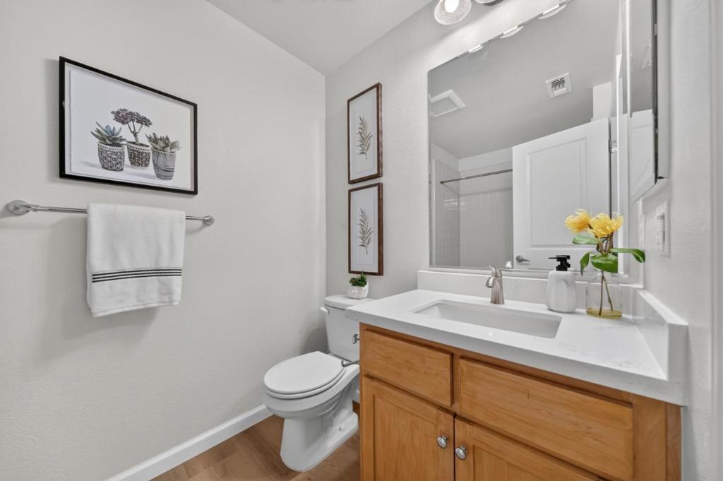 1033 Scotia Terrace 202 Property Photo 21