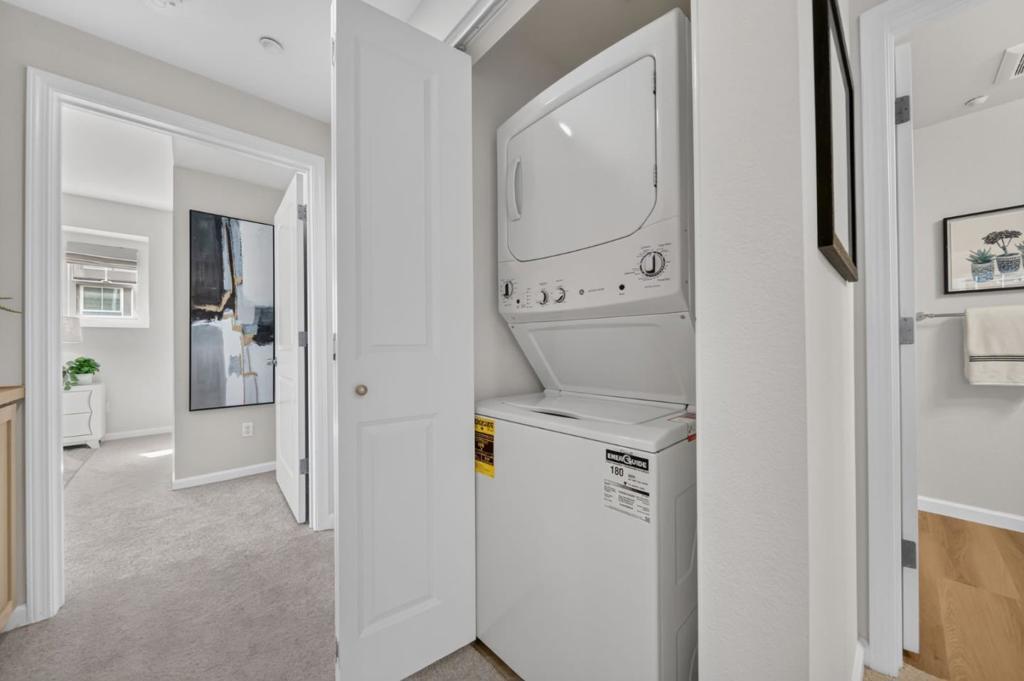 1033 Scotia Terrace 202 Property Photo 23
