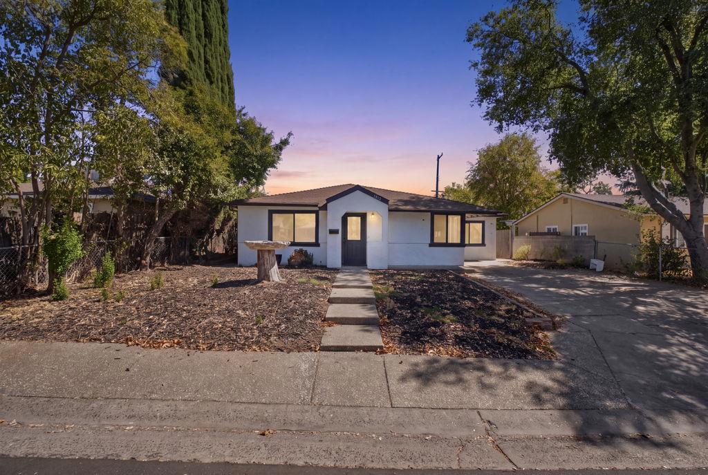 1412 Sebastian Way Property Photo 1