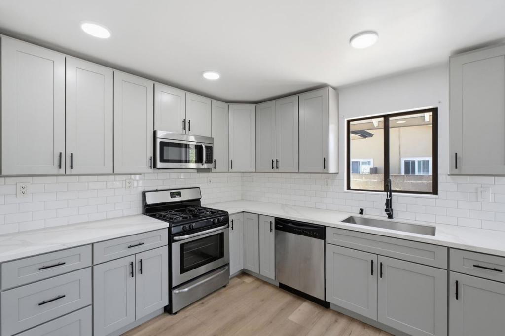 1412 Sebastian Way Property Photo 22