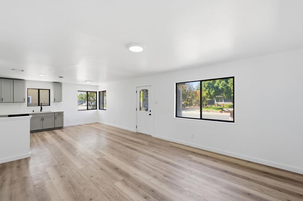 1412 Sebastian Way Property Photo 28