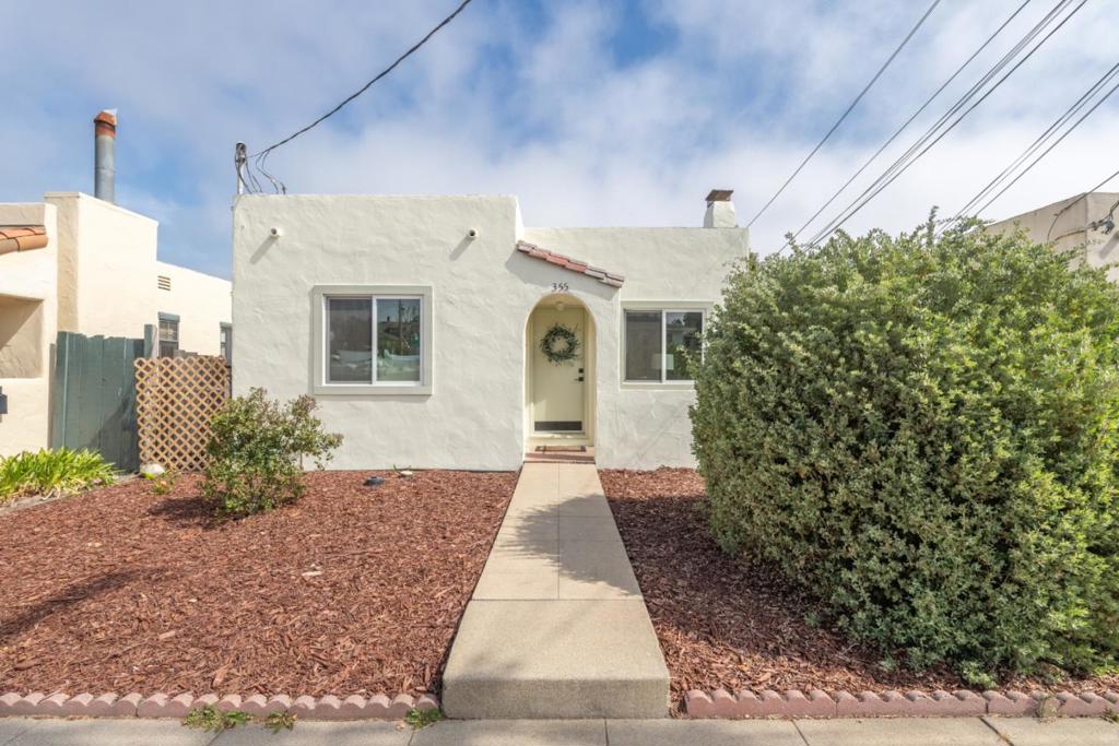 Monroe Street Property Photo 1