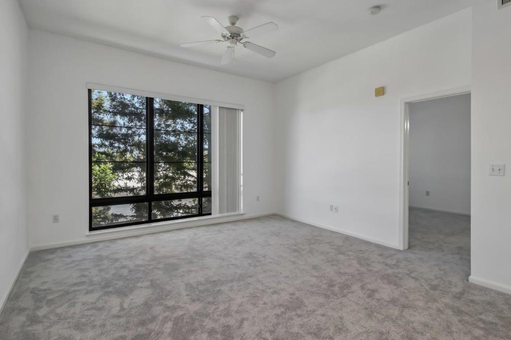 1060 S 3rd Street 339 Property Photo 6
