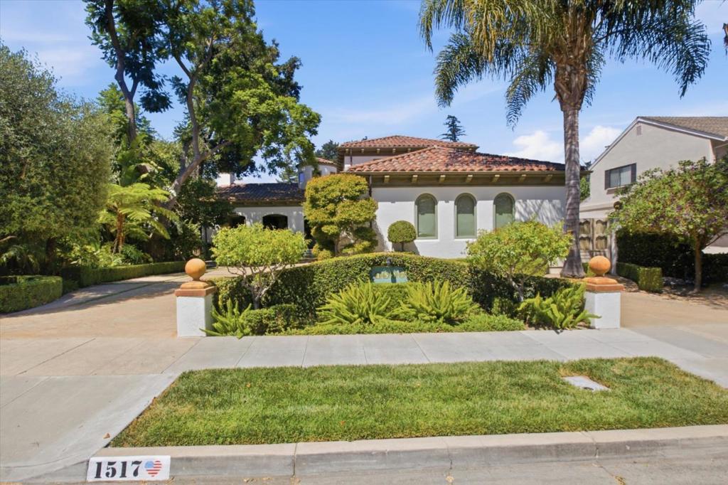 1517 Hicks Avenue Property Photo 3