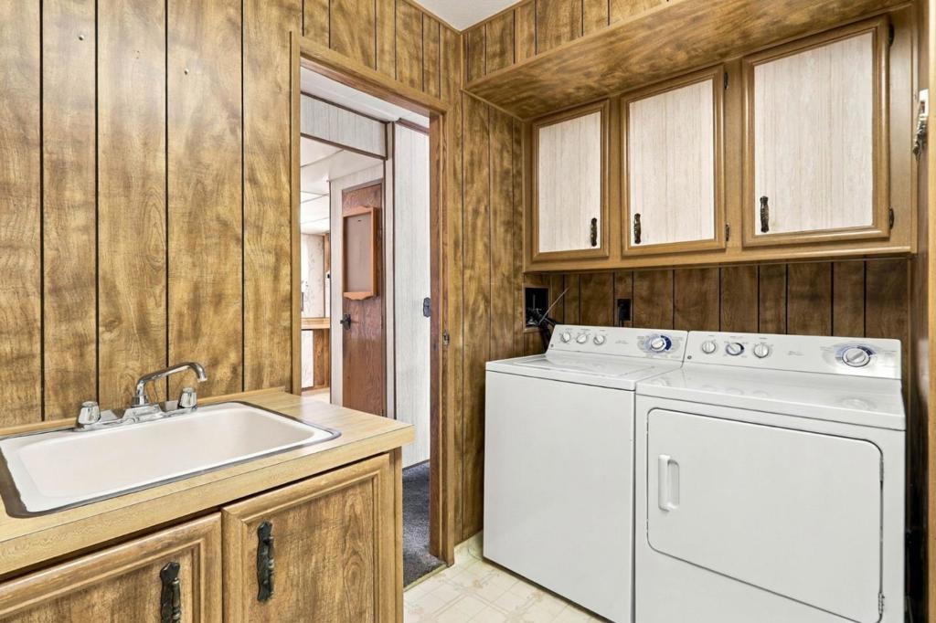 510 Millpond Drive 510 Property Photo 37