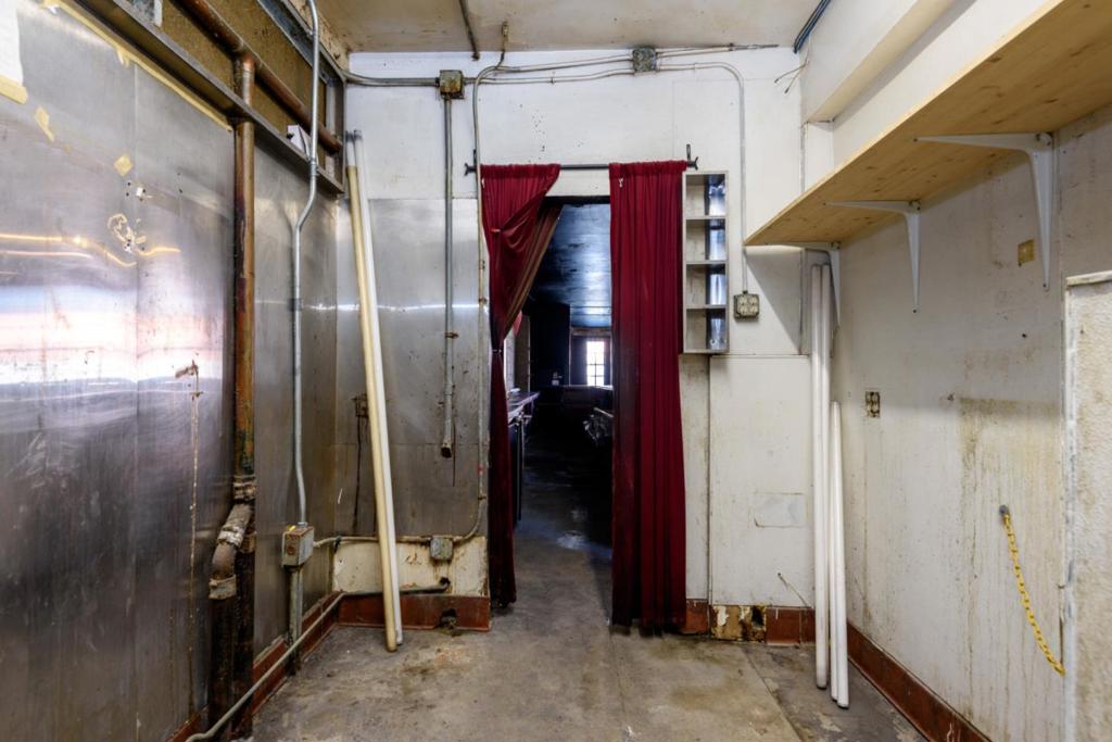 ML82062900 Property Photo 24