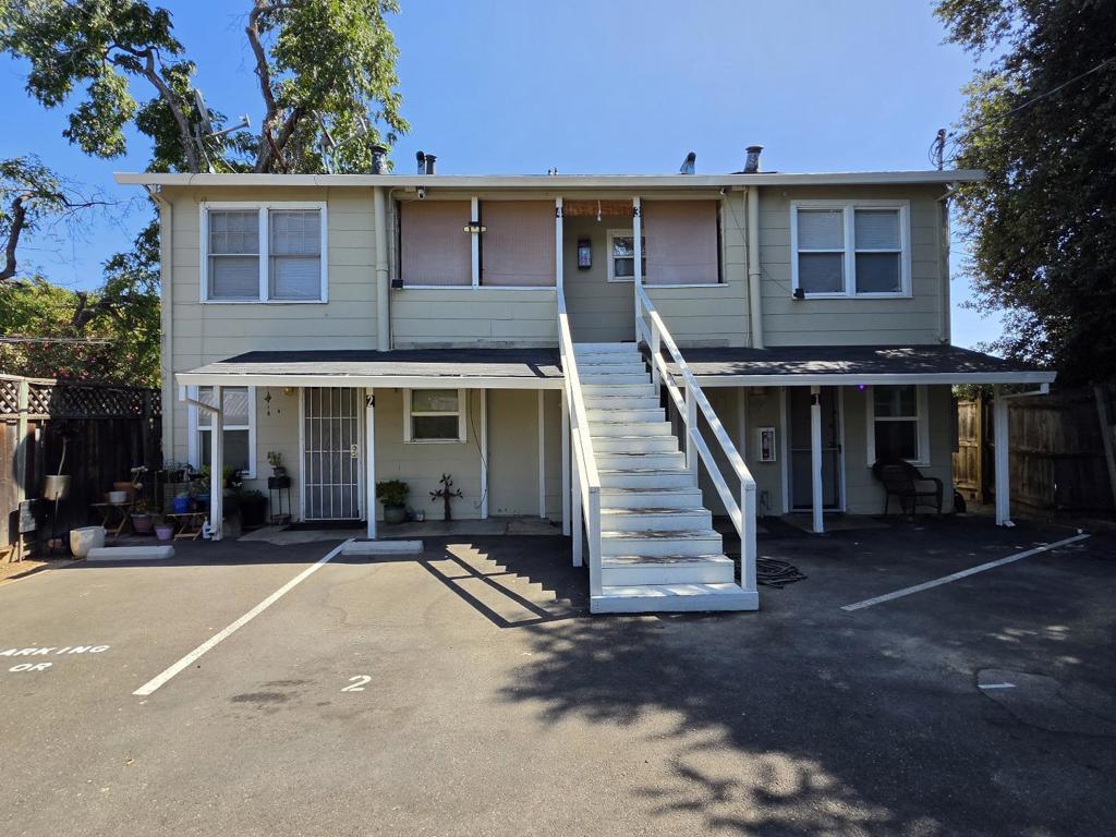 376 Leigh Avenue Property Photo 3