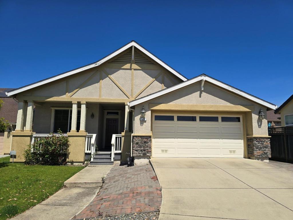 430 Vivienne Drive Property Photo 2