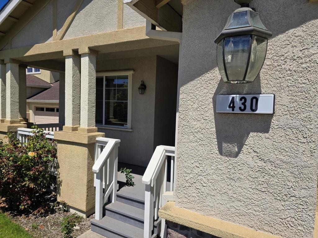 430 Vivienne Drive Property Photo 3