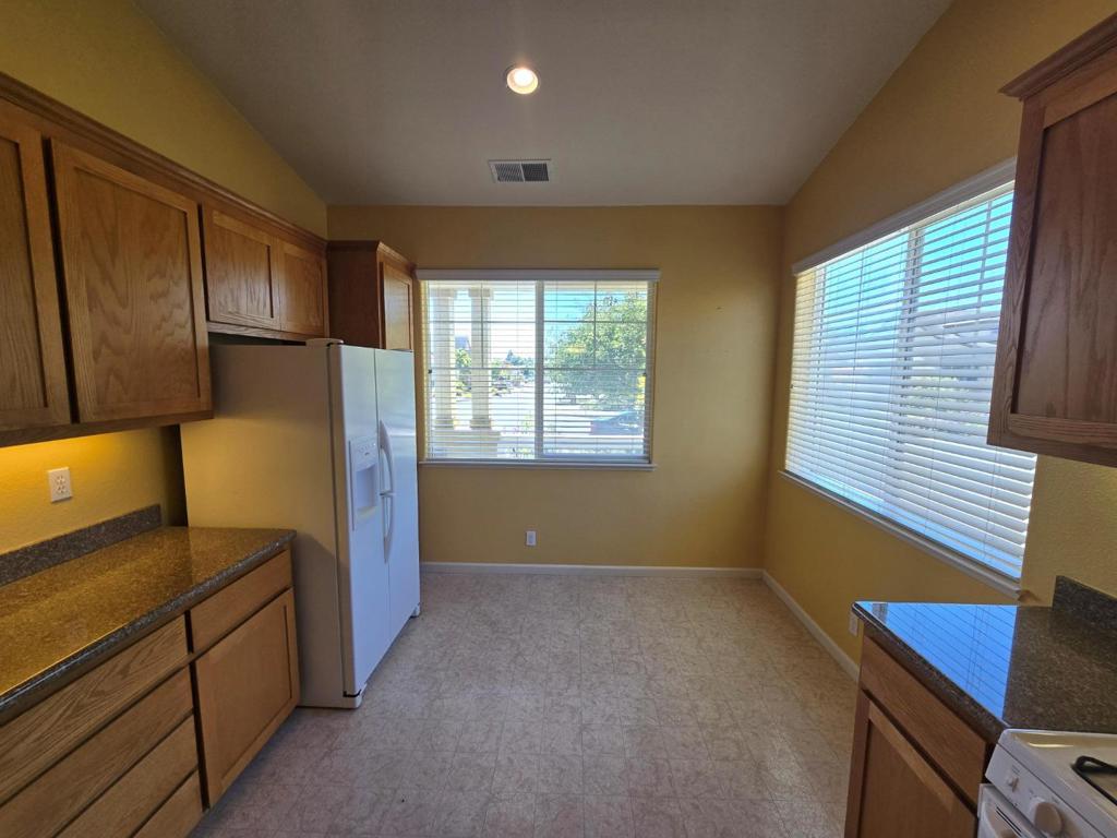 430 Vivienne Drive Property Photo 9