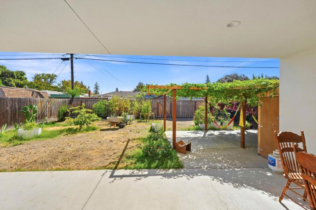 ML82062932 Property Photo 33