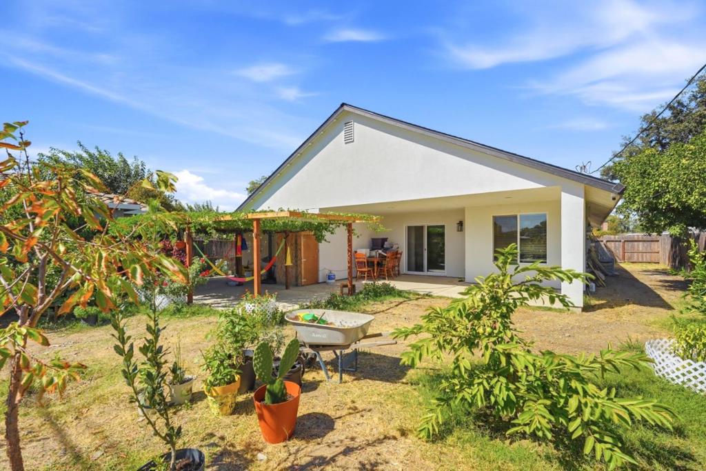 ML82062932 Property Photo 35