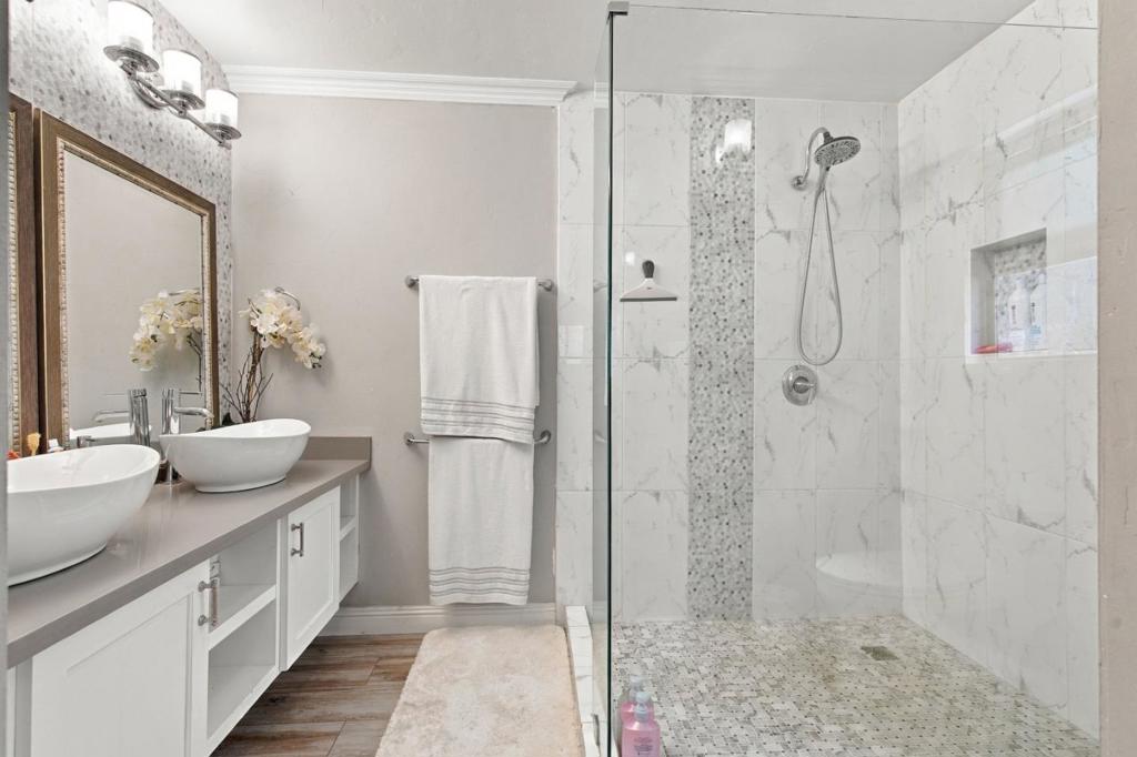 3675 Moon Place Property Photo 20