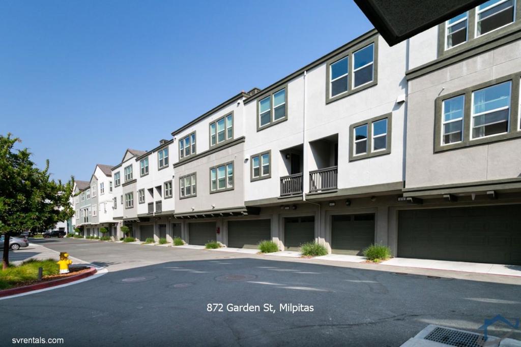 872 Garden Street Property Photo 22