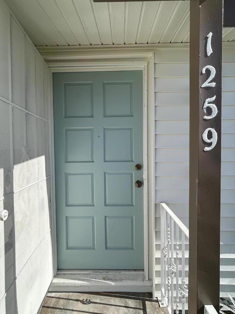 1259 Summit Drive Property Photo 3