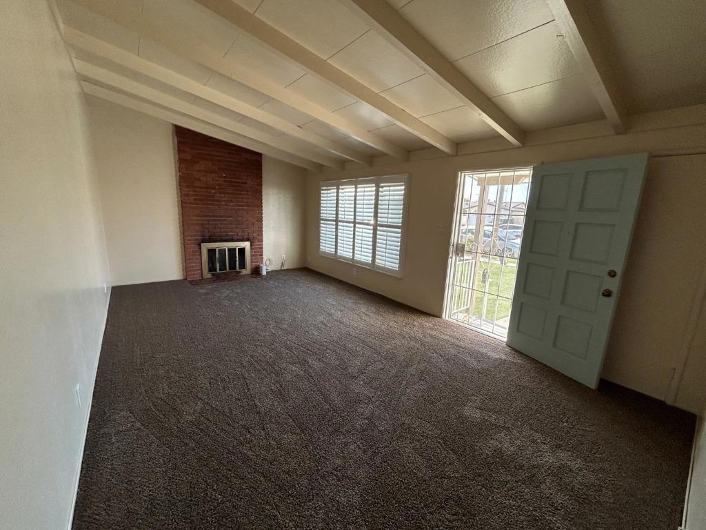 1259 Summit Drive Property Photo 5