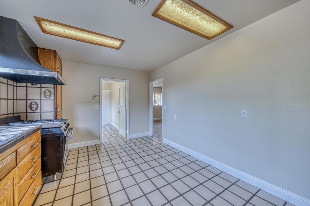431 Espinosa Road Property Photo 28