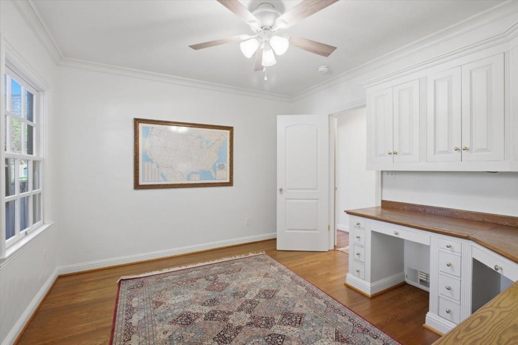 883 Riverside Drive Property Photo 28