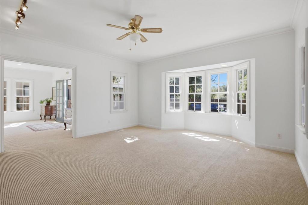883 Riverside Drive Property Photo 30