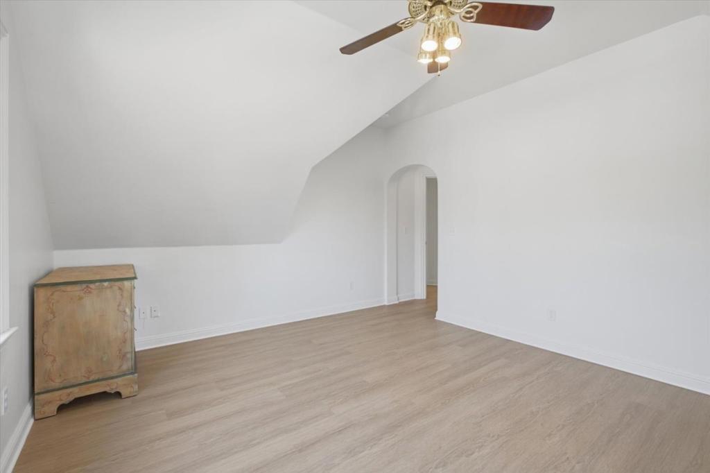 883 Riverside Drive Property Photo 34