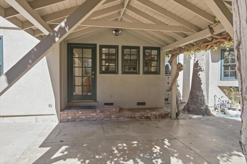 883 Riverside Drive Property Photo 62