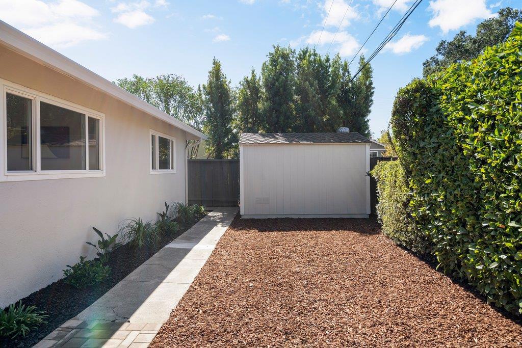 117 Hollycrest Drive Property Photo 37