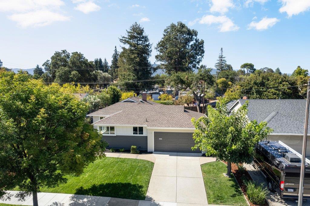 117 Hollycrest Drive Property Photo 43