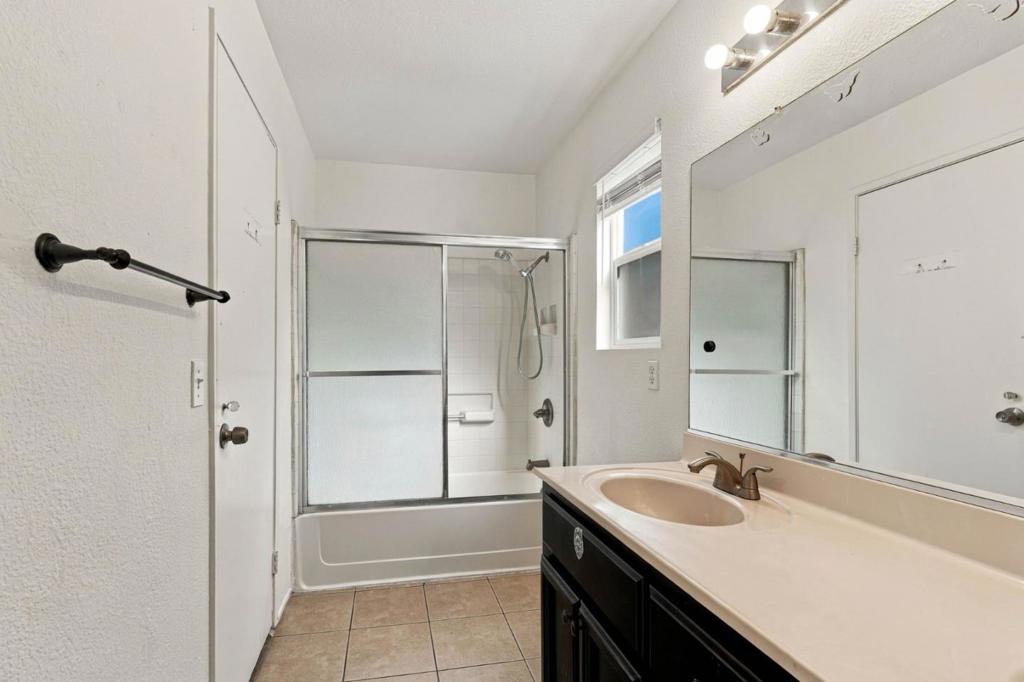 2113 Shelby Creek Court Property Photo 37