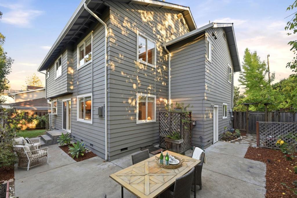 1689 Walters Avenue Property Photo 33