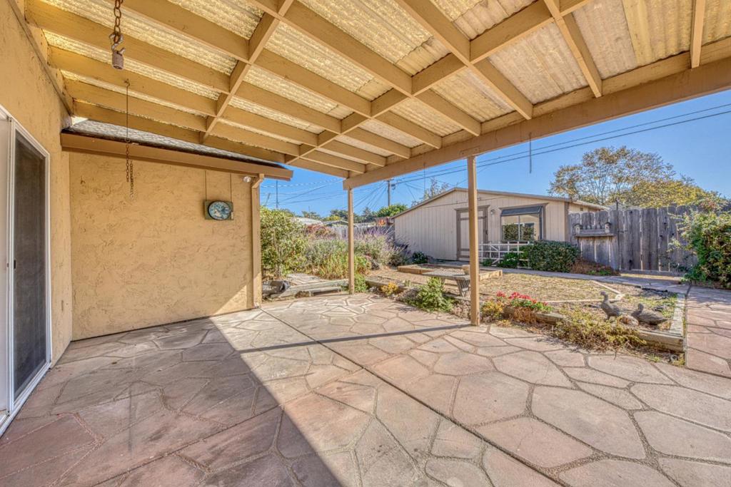 246 Dororo Drive Property Photo 12