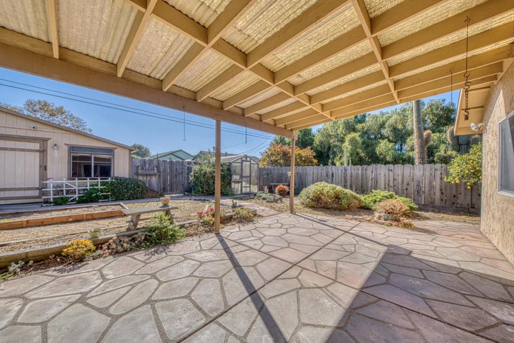 246 Dororo Drive Property Photo 13