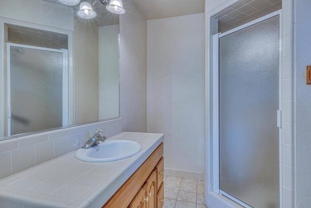 246 Dororo Drive Property Photo 19