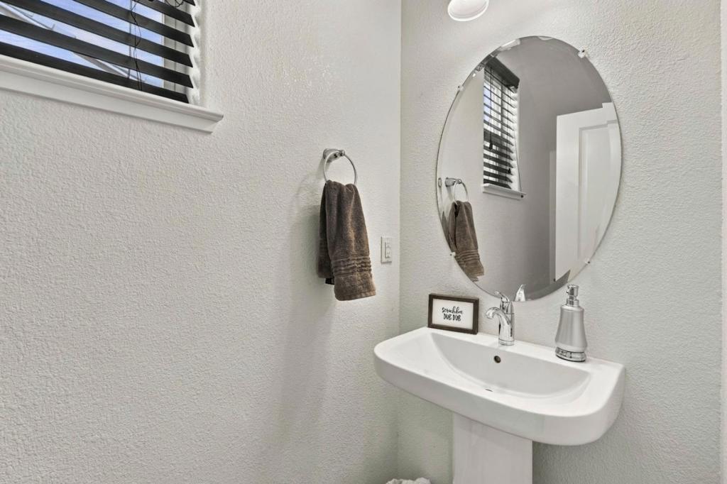 6 Driftwood Lane Property Photo 28