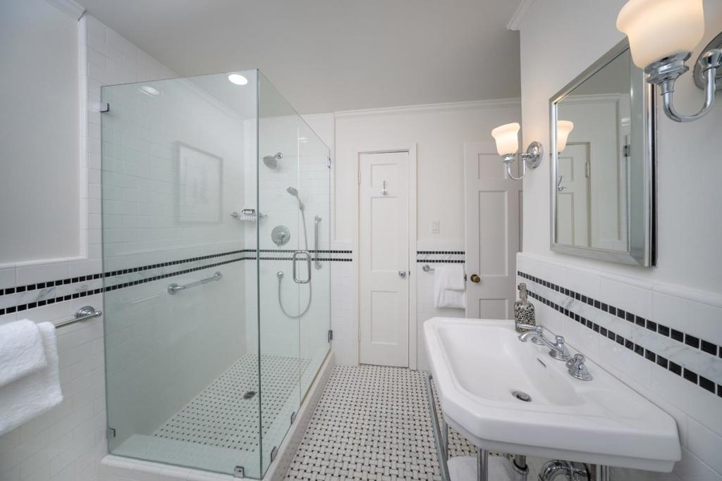 950 Camino Drive Property Photo 30