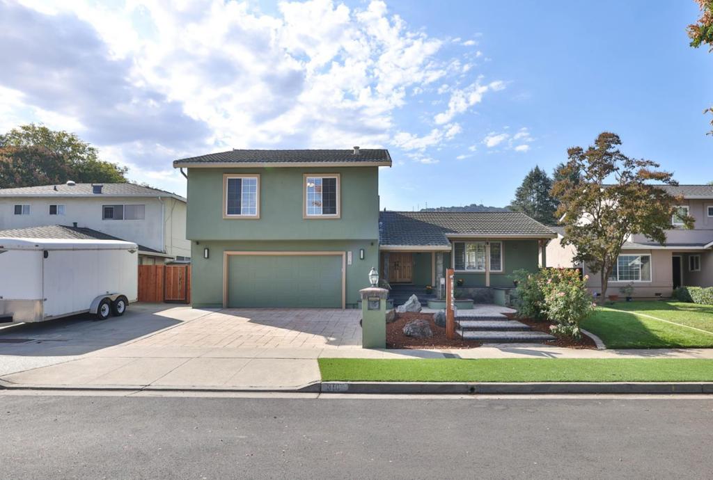 310 Viscaino Way Property Photo 2
